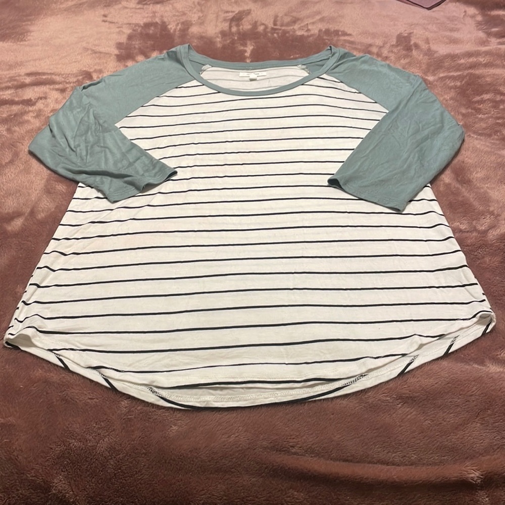 Maurices 3/4 sleeve tshirt